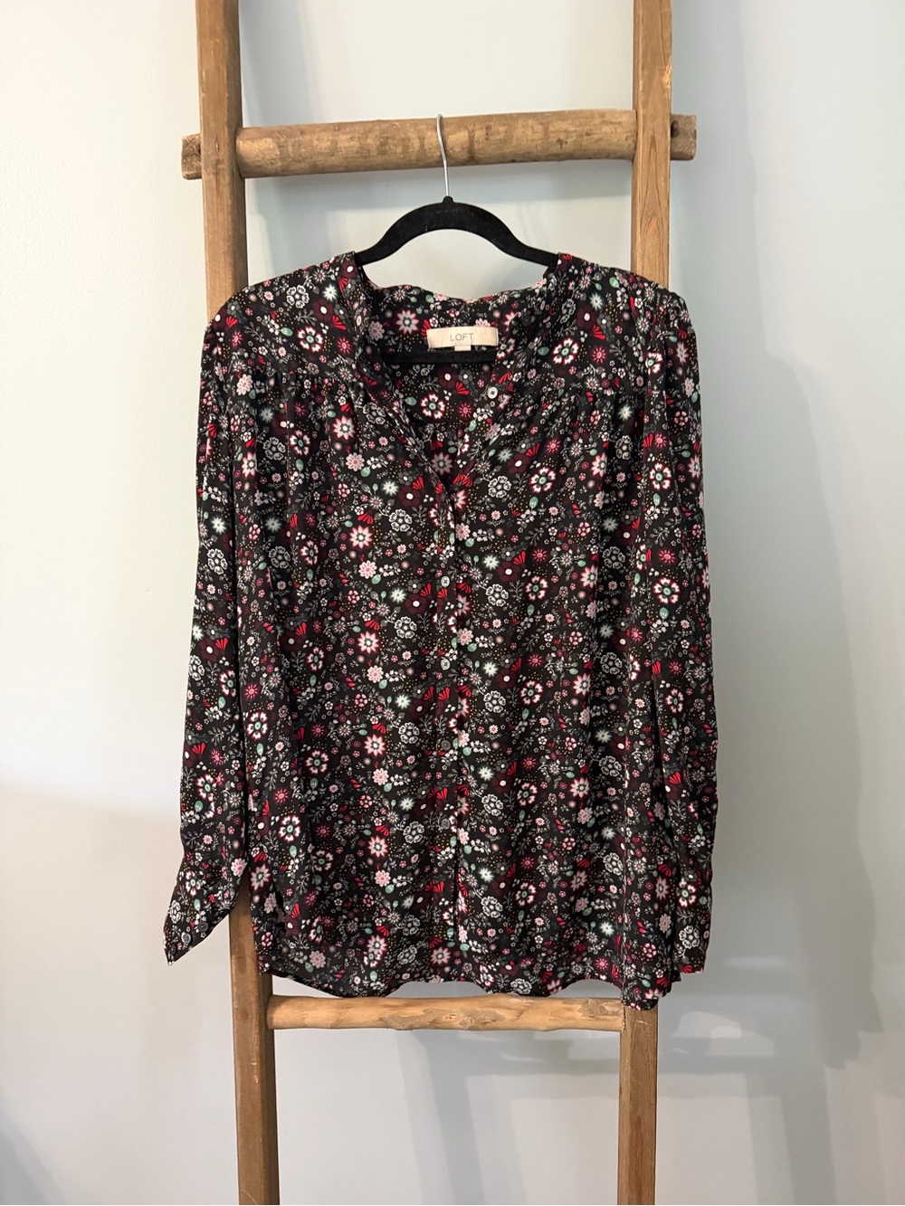 LOFT Black Floral Button-Front Blouse with Red & White Accents